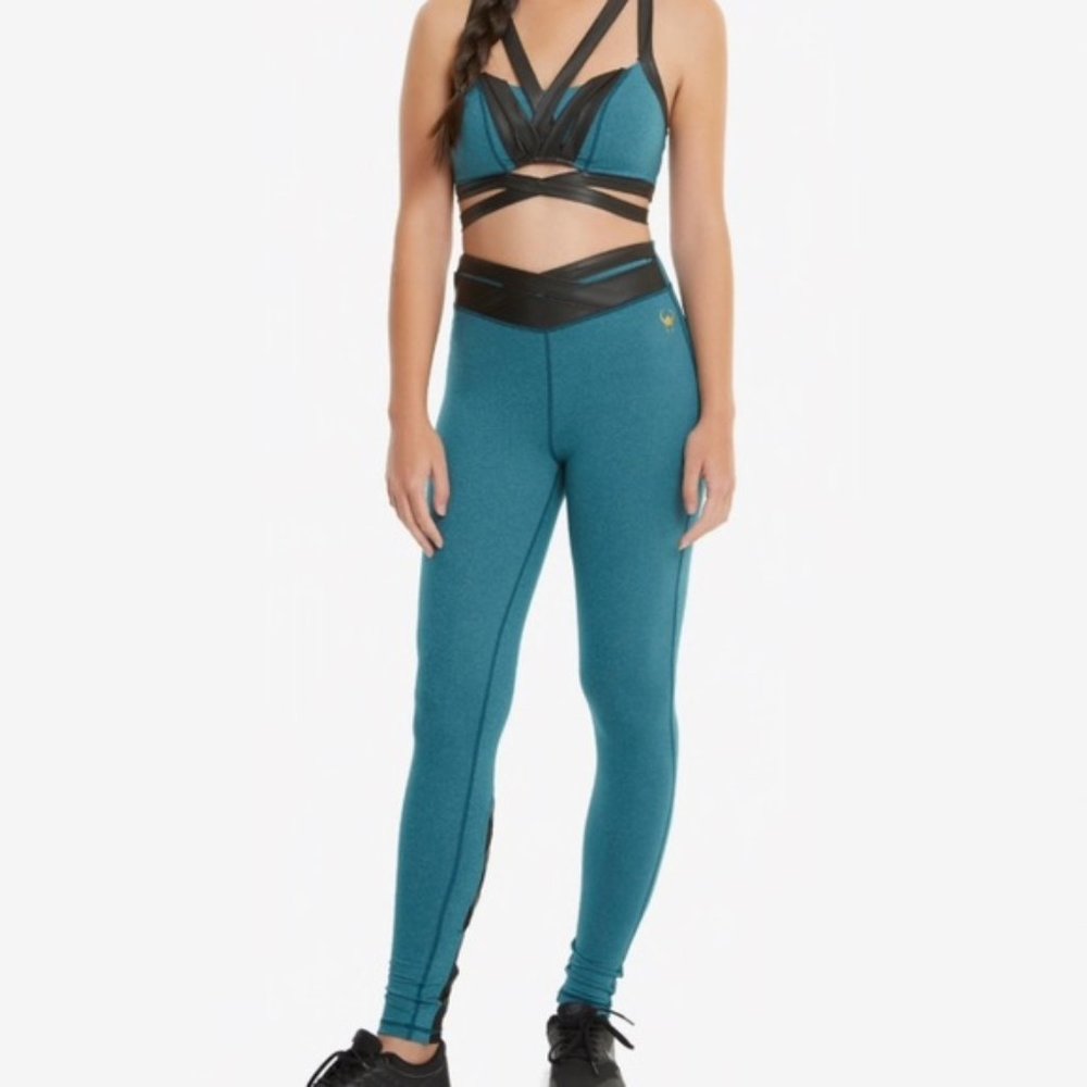 ISO Her Universe Loki leggings!